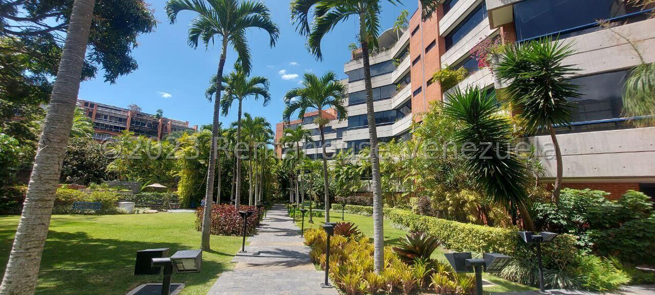 Apartamento penthouse vista Ávila con terraza en Los Chorros
