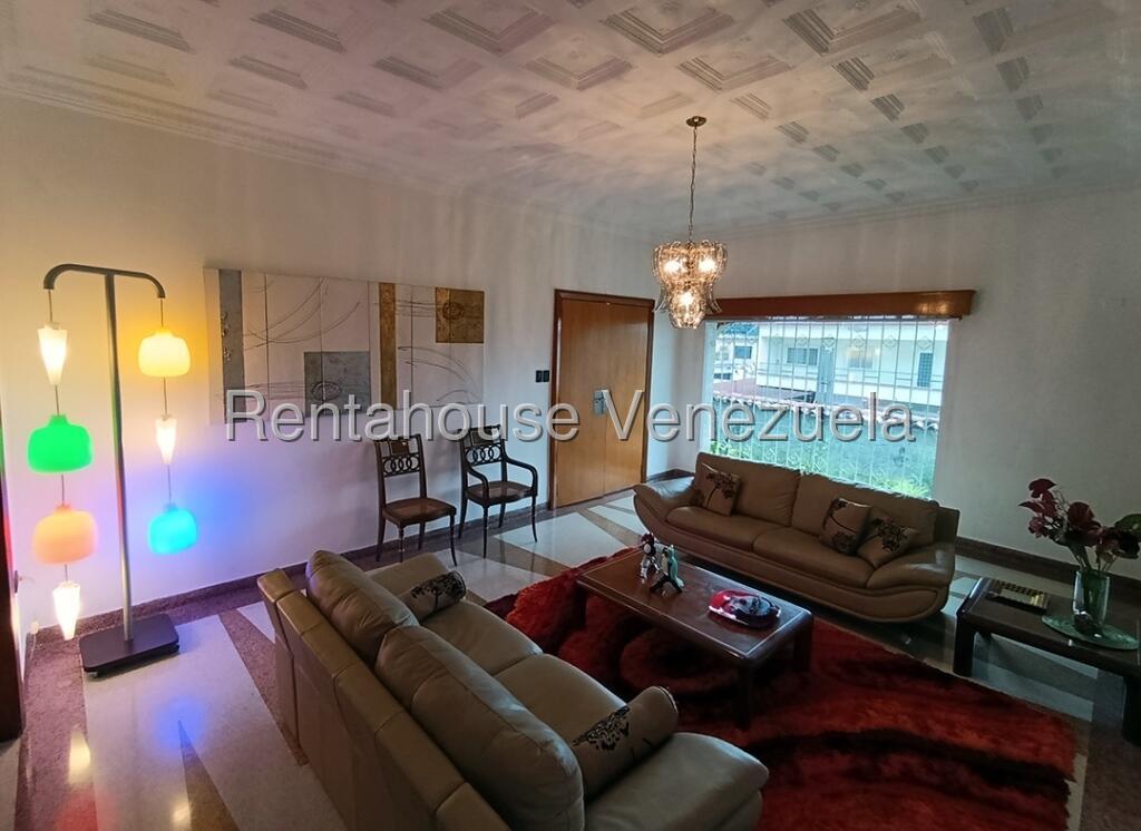 Casa 4 dormitorios con gimnasio en Las Palmas
