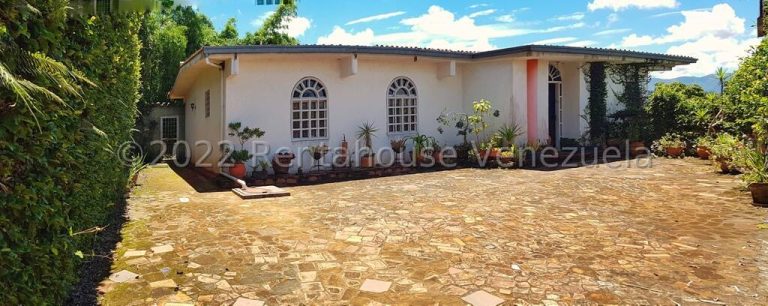 Duplex campestre con vista panorámica en Gavilan