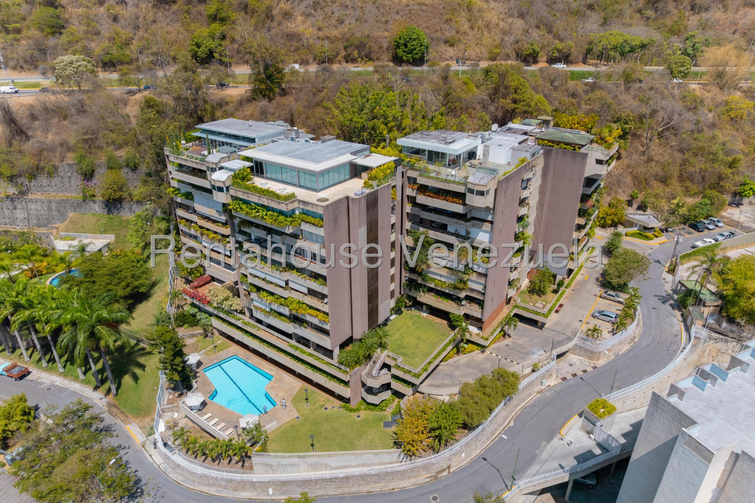 Venta Penthouse Duplex Remodelado Vista Altamira