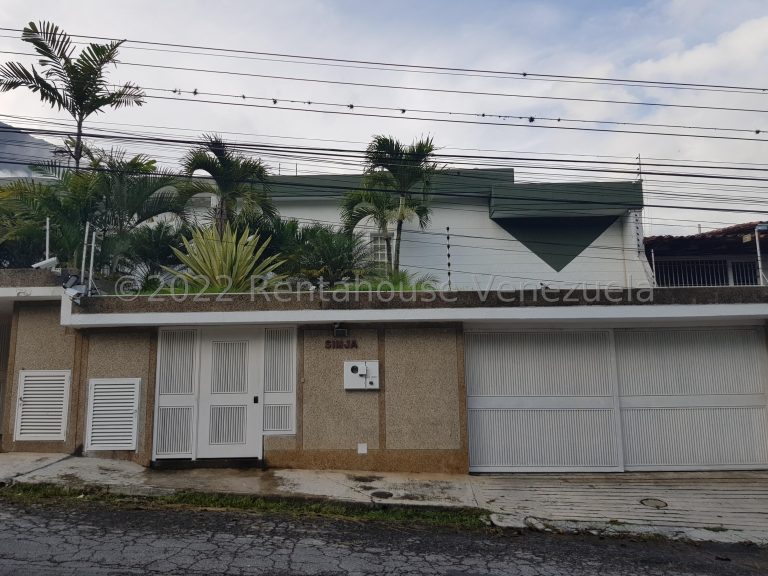 Casa remodelada 4 hab con vista en Miranda, Caracas