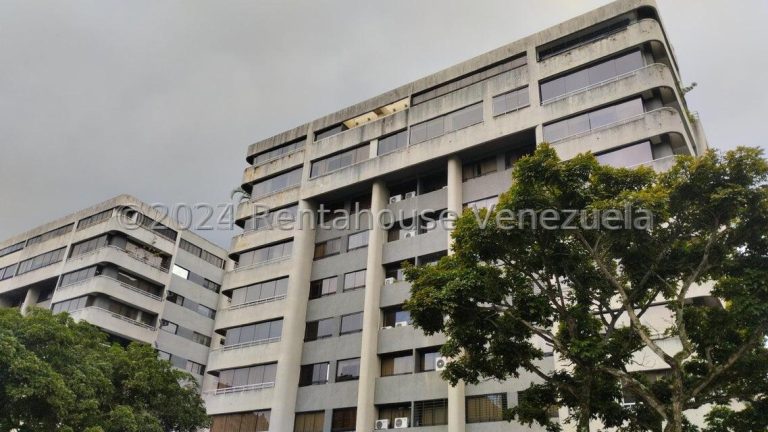 En Venta PB Apartamento Urb. Las Esmeraldas