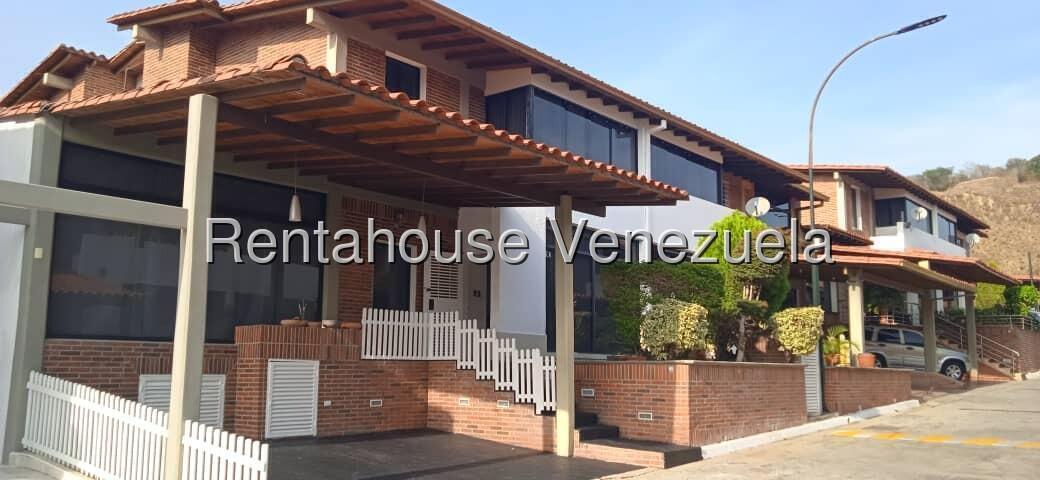 Duplex remodelado con vestier en Vega Arriba, Guat