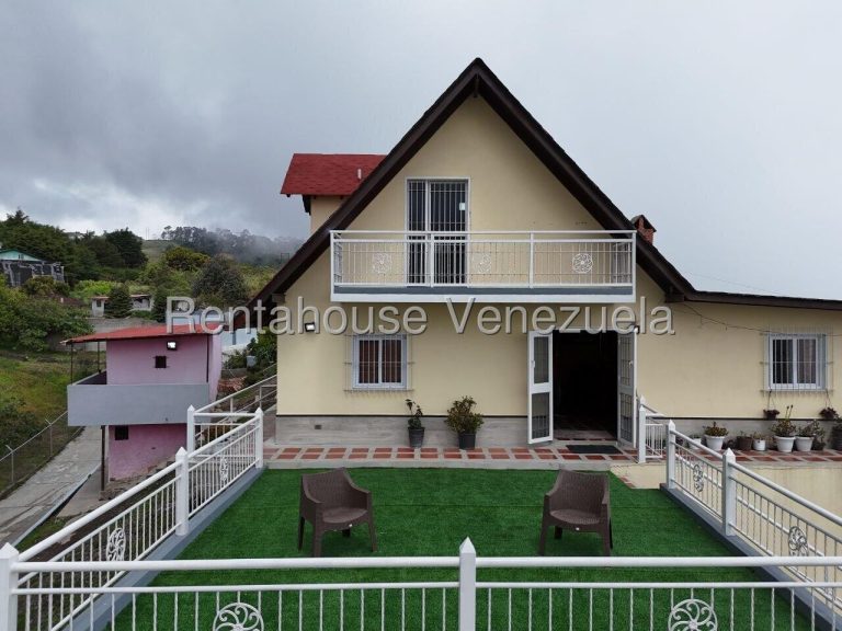 CHALET EN VENTA EN LA COLONIA TOVAR.