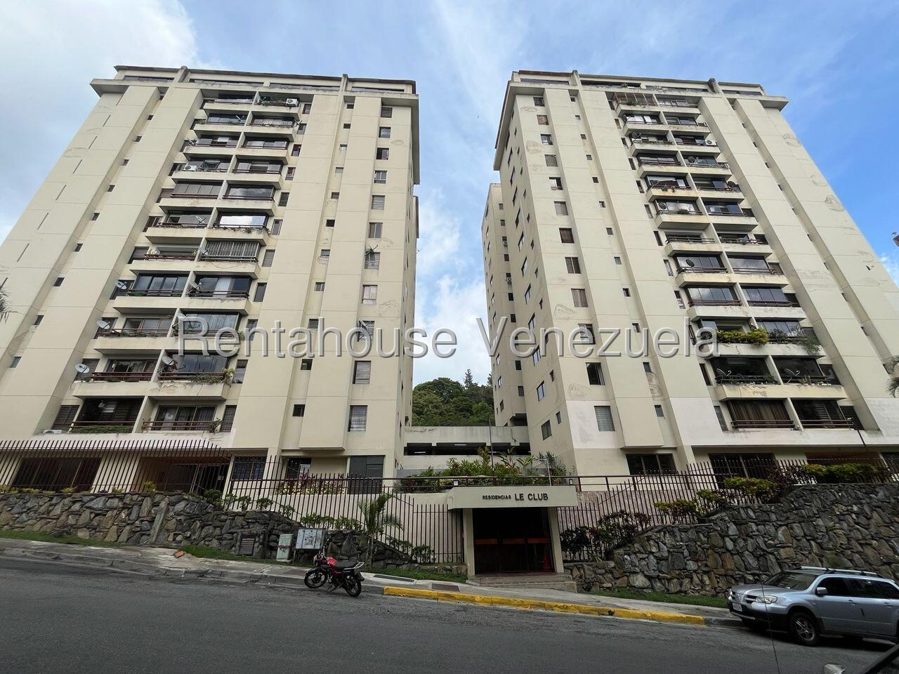Venta Apartamento amoblado, con estacionamiento y agua 24/7 en Manzanares
