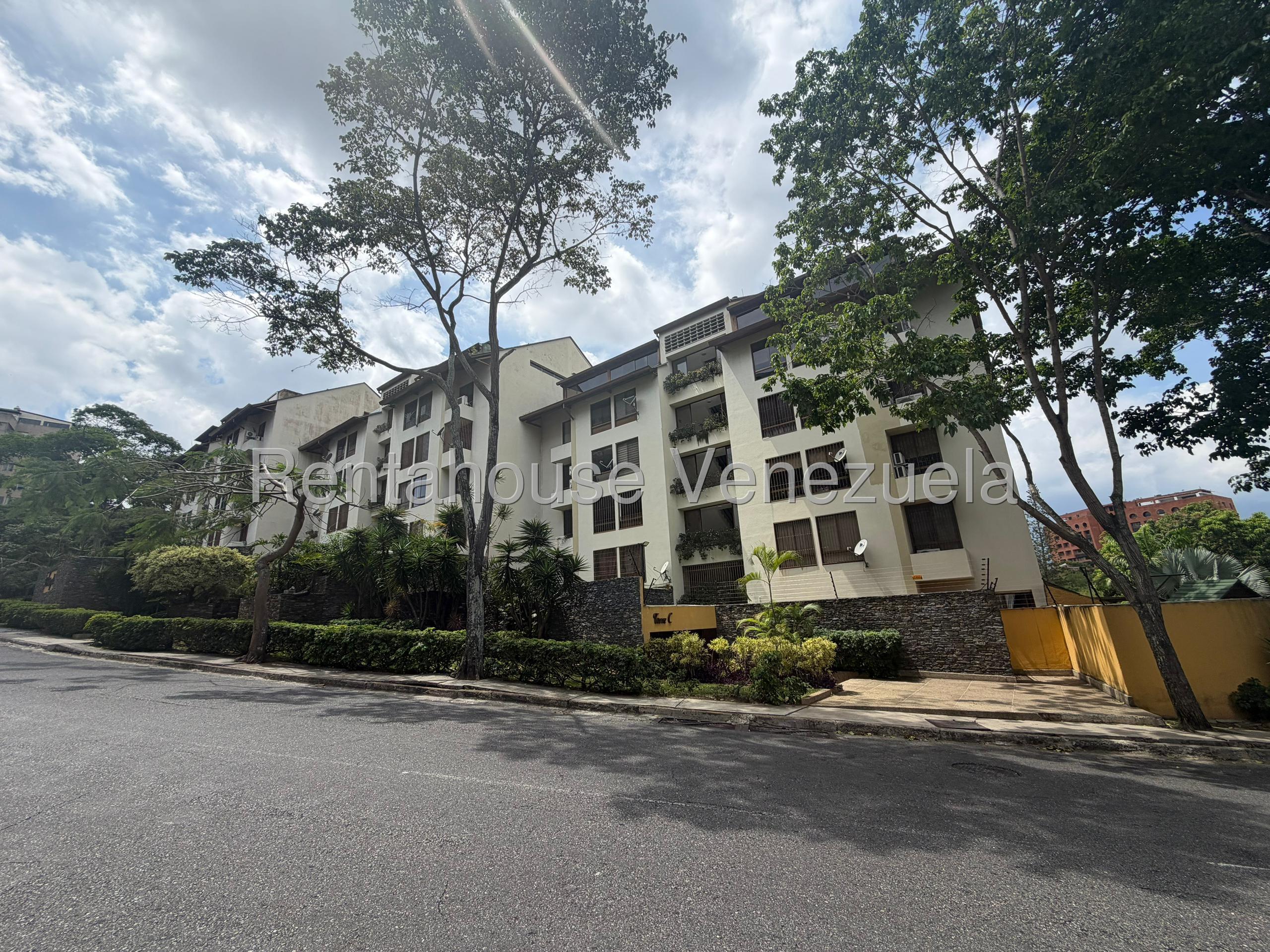 🏡✨ 152m² / Alquiler Amoblado Valle Arriba