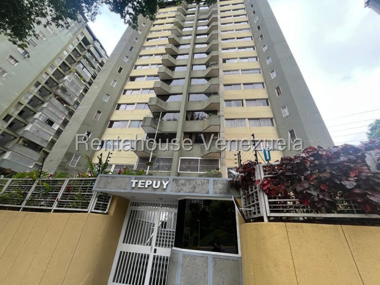 Apartamento remodelado 4 hab en Lomas de Prados del Este