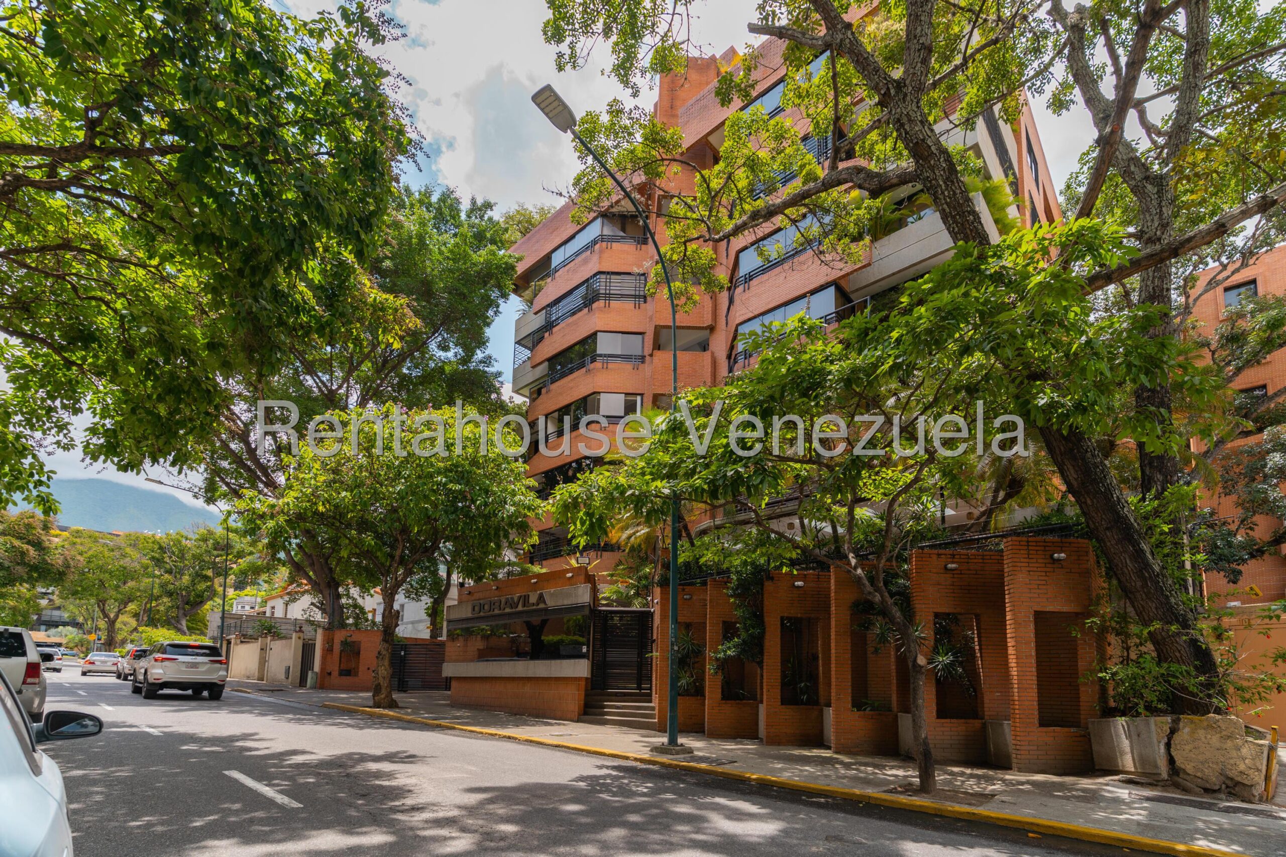 Apartamento penthouse 4 hab con acabados nobles Campo Alegre