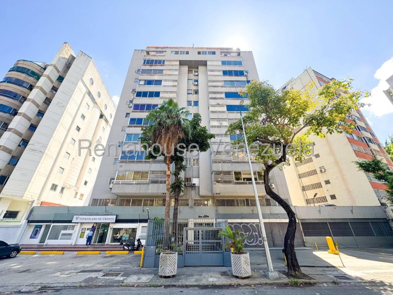 Apartamento remodelado con cocina actualizada en La Florida