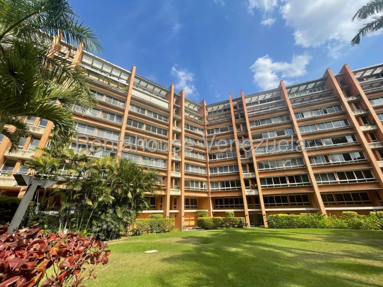 Apartamento Amoblado con vista al Ávila en Los Cho