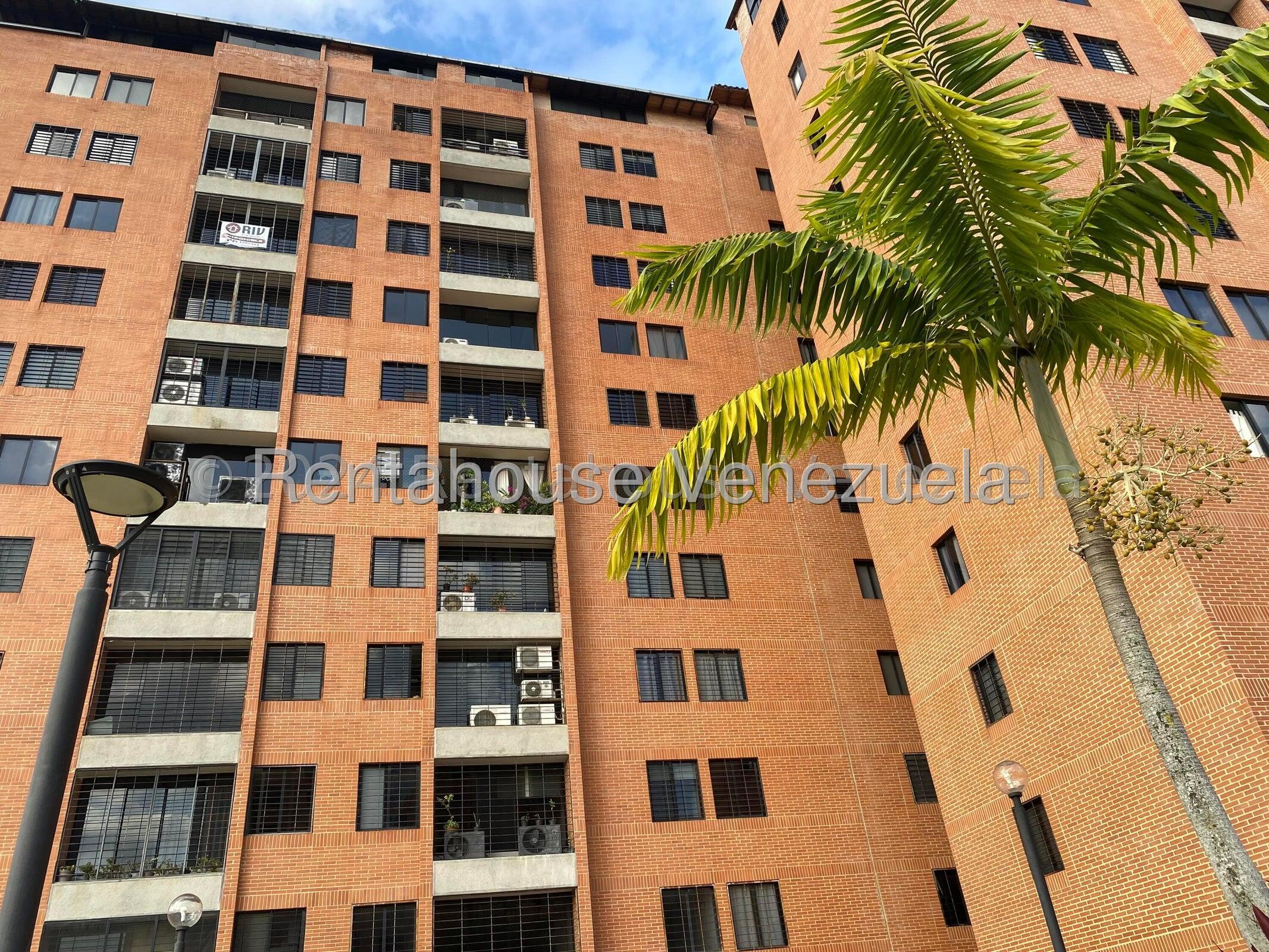 Apartamento amoblado con vista en Colinas de La Ta