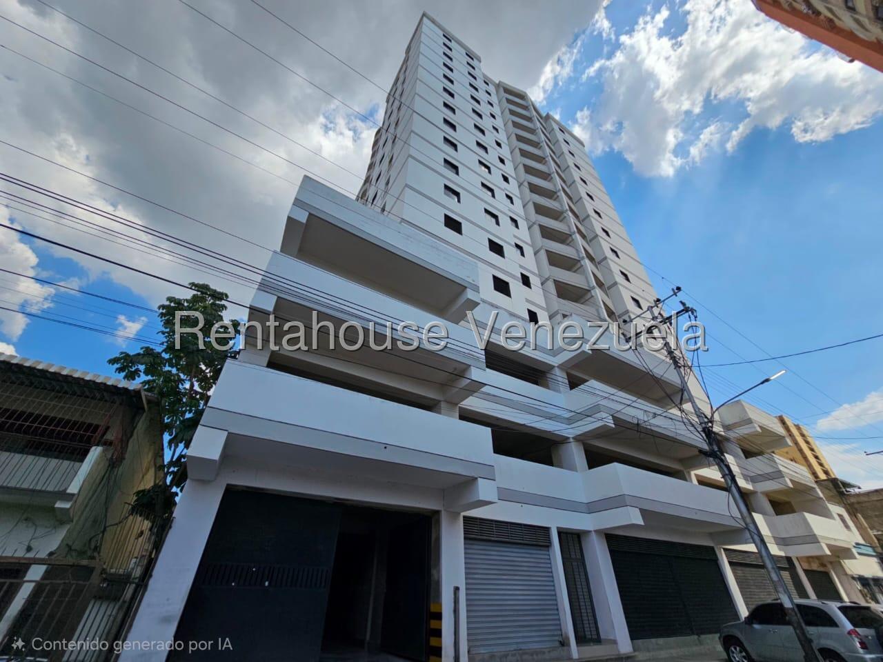 Apartamento para remodelar con buena distribución en Zona Centro
