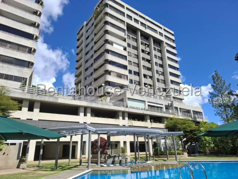 Apartamento en planta baja, 6 habitaciones en Las Esmeraldas