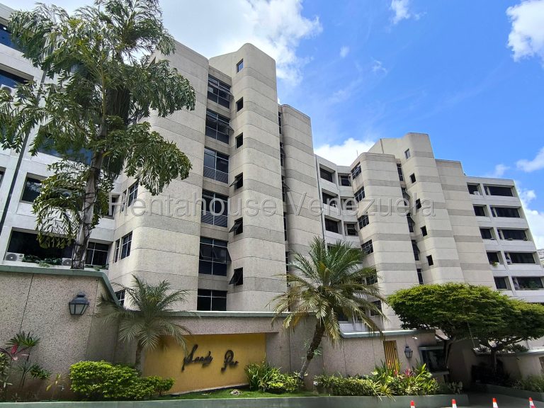 Apartamento de lujo con terraza en Lomas de La Lagunita