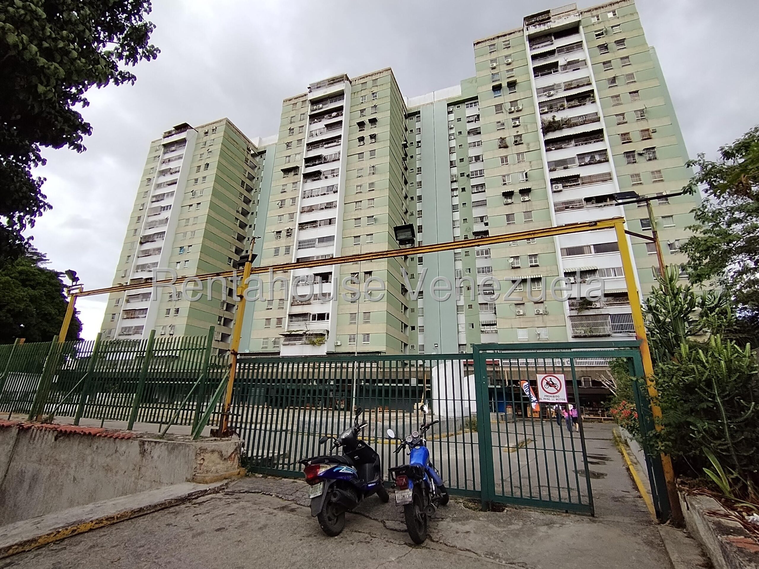 Apartamento en Venta 2 hab remodelado en El Parais