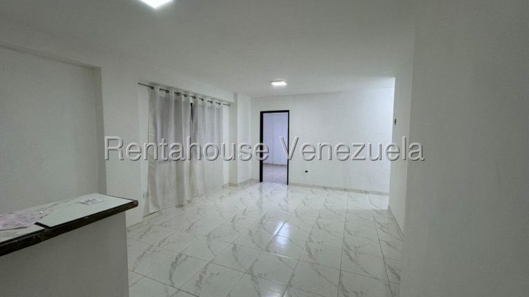 Apartamento en Venta remodelado 2 hab en Altagraci