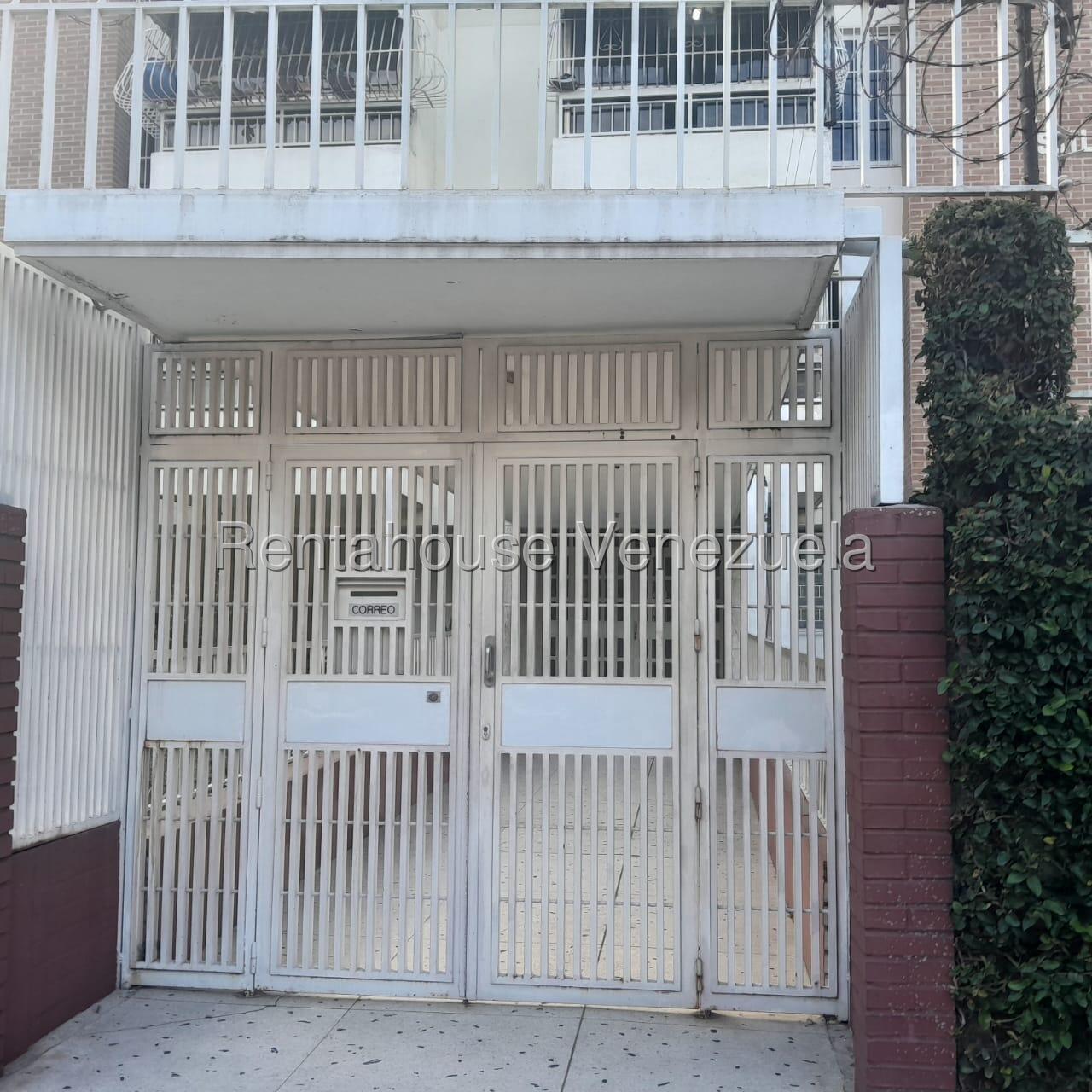 Apartamento 3 hab con estacionamiento techado en M