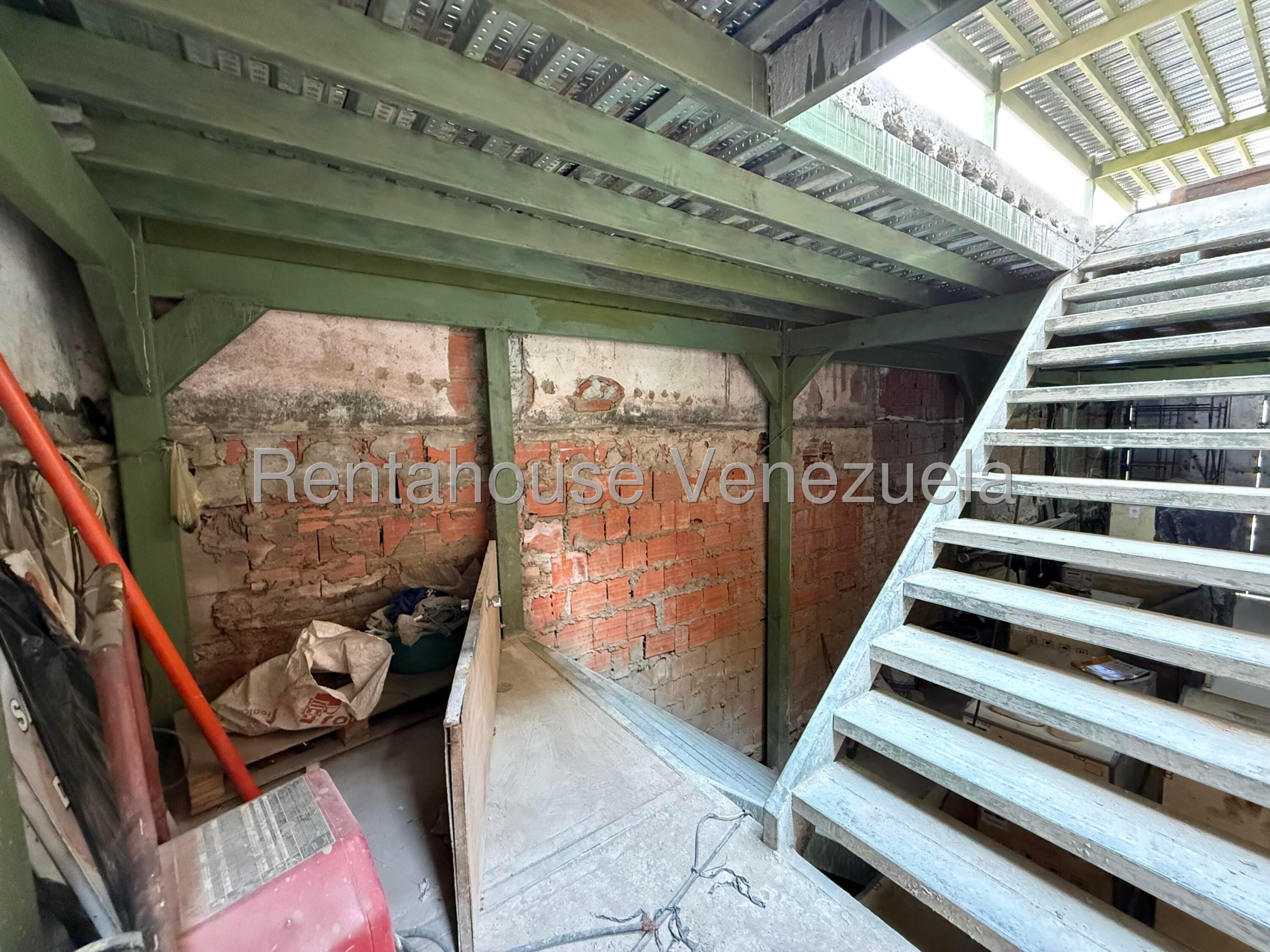 Foto 10 de Local comercial en venta en Catia