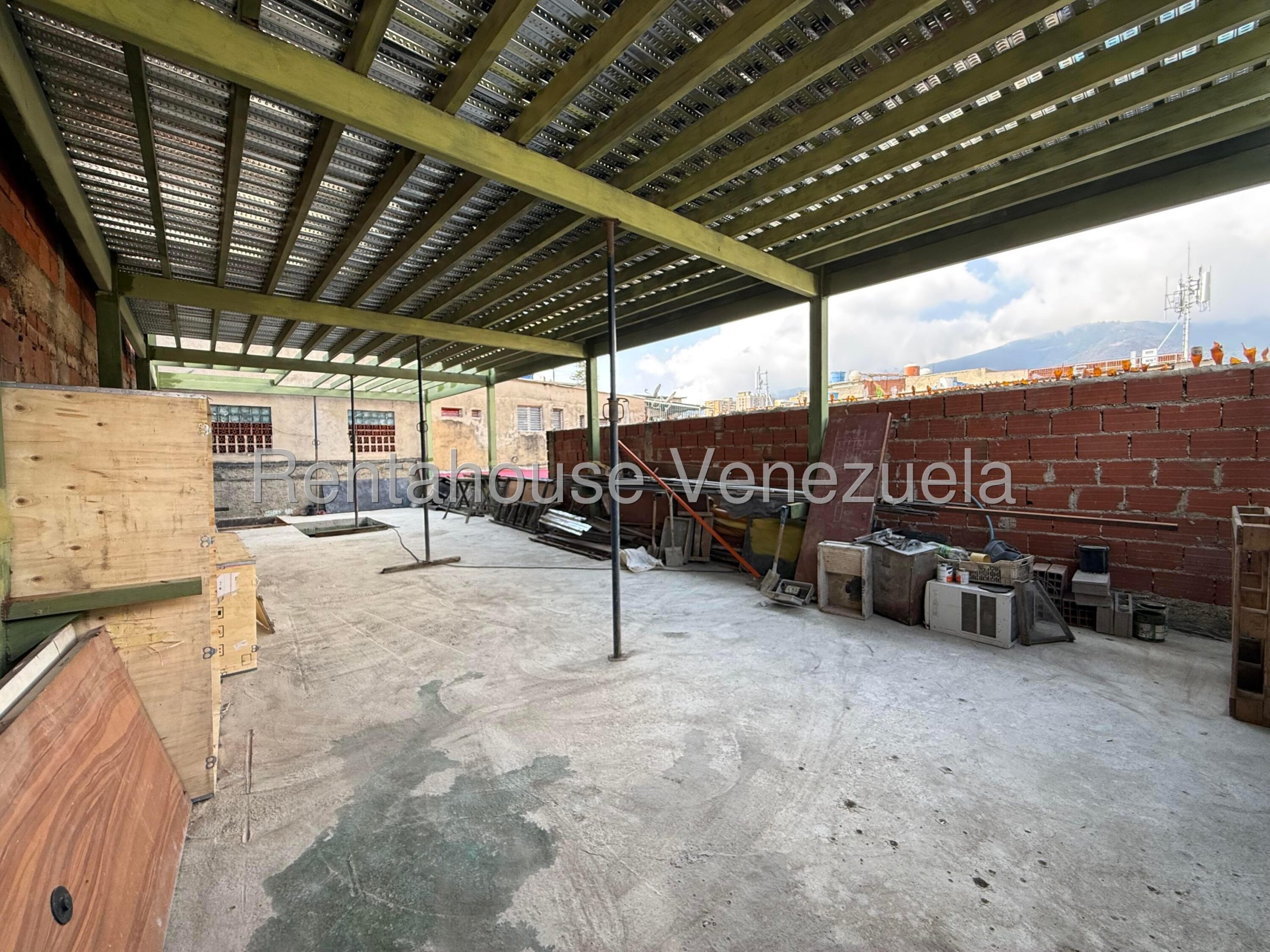 Foto 7 de Local comercial en venta en Catia