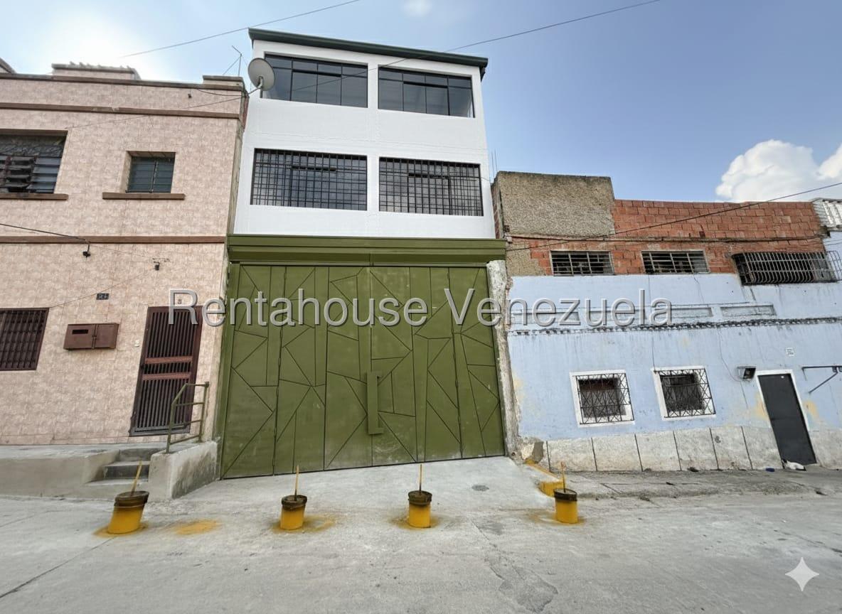 Foto 1 de Local comercial en venta en Catia