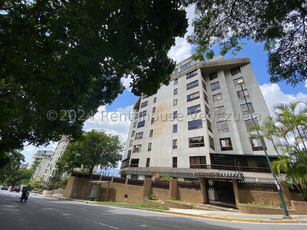 Apartamento con vista hermosa y remodelado en La T