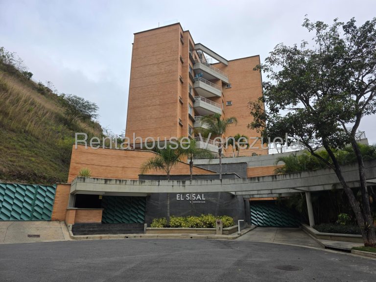 Apartamento remodelado con vista a montaña en Loma