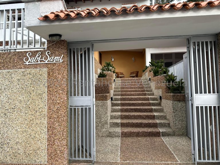 Casa de dos plantas con vistas en Monterrey
