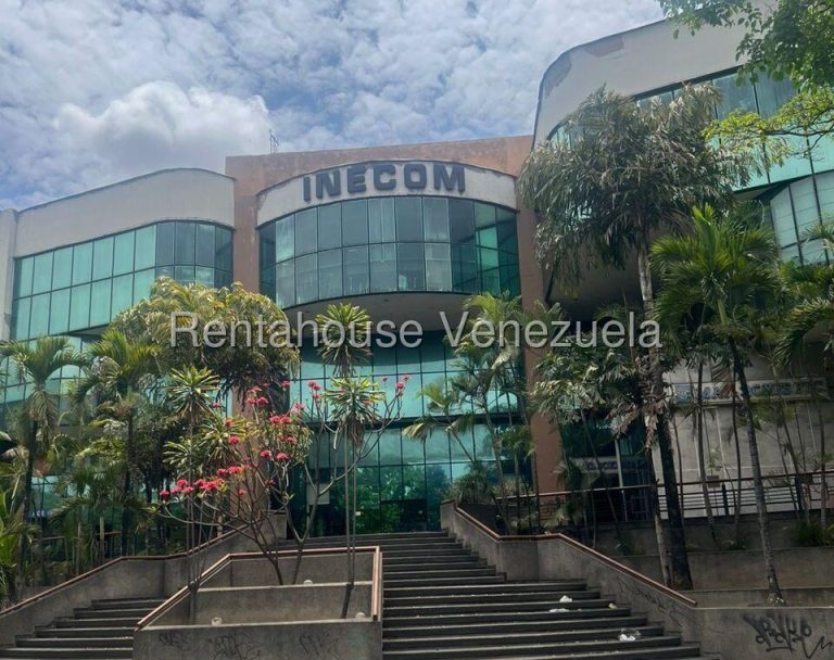 Comercial amplio 380 puestos de trabajo en La Urbina
