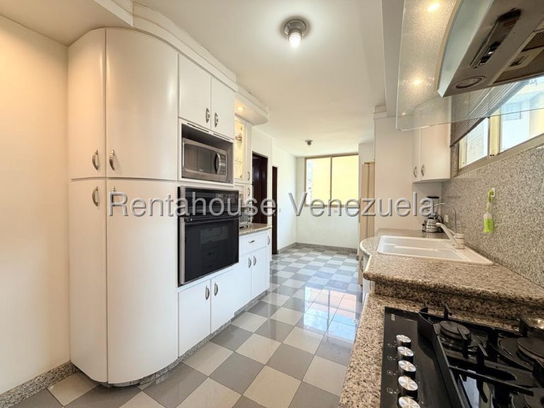 Apartamento 4 hab terraza panorámica Lomas del Ávila