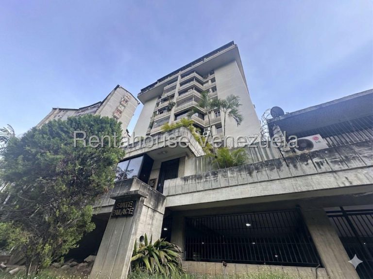 Apartamento penthouse 5 hab con terraza en Santa Inés