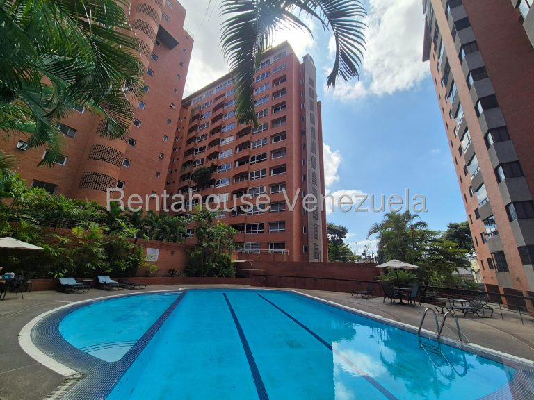 Apartamento duplex 4 alcobas con terraza en El Rosal