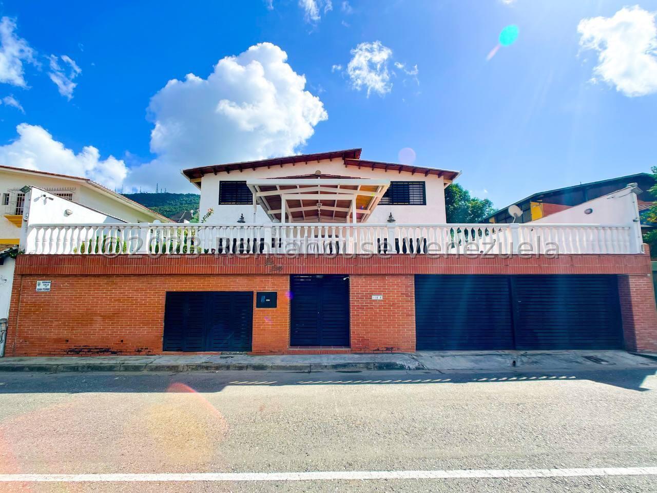 Casa duplex con anexo independiente en La Trinidad