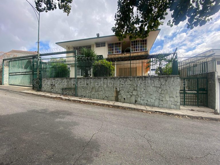 Venta Casa múltiples niveles con vista al Ávila en El Marqués