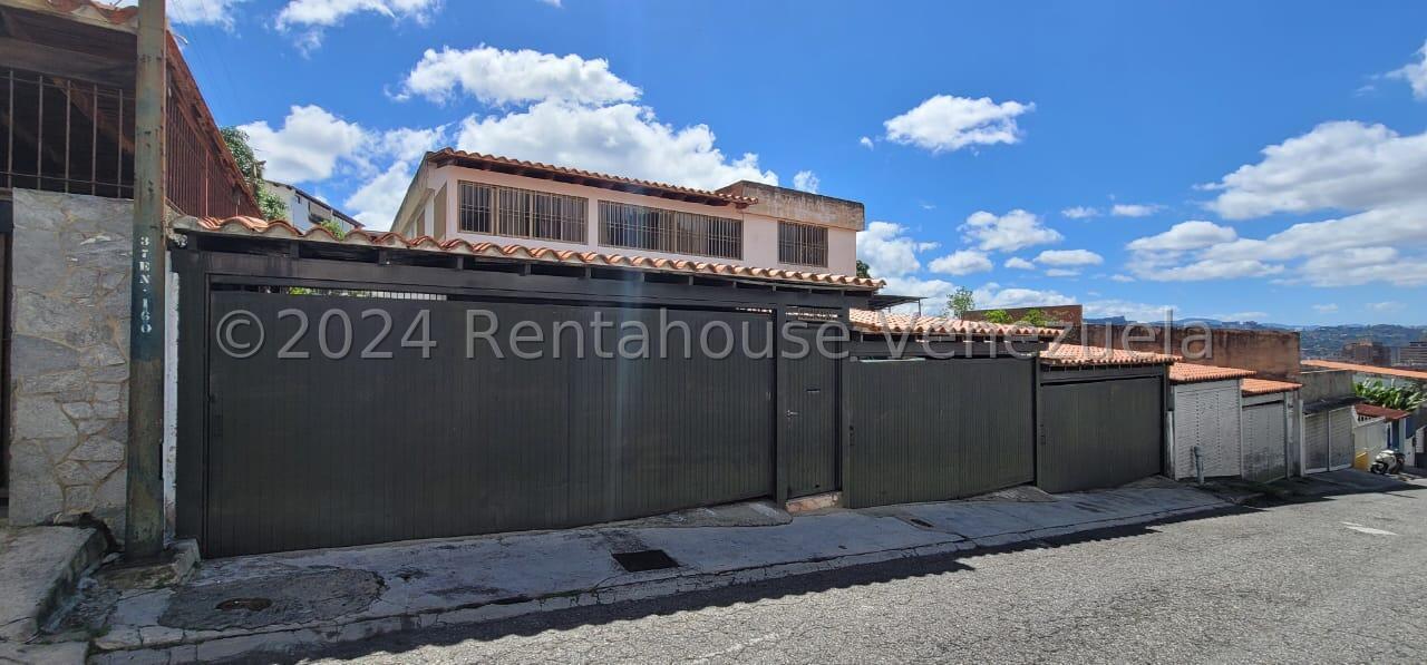 Venta Casa en múltiples niveles con sótano en El Marqués