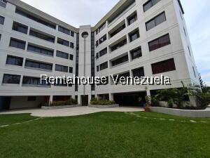 Apartamento remodelado con vistas en Altamira