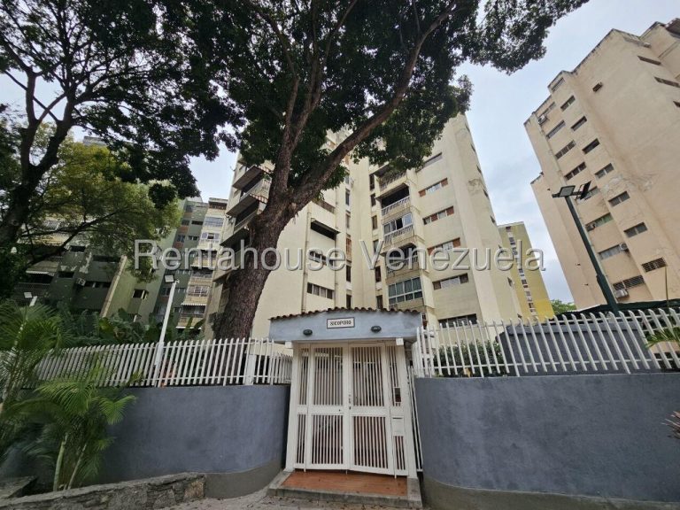 Apartamento amoblado remodelado en El Cafetal