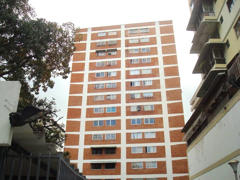 Apartamento actualizado 3 hab en Los Palos Grandes