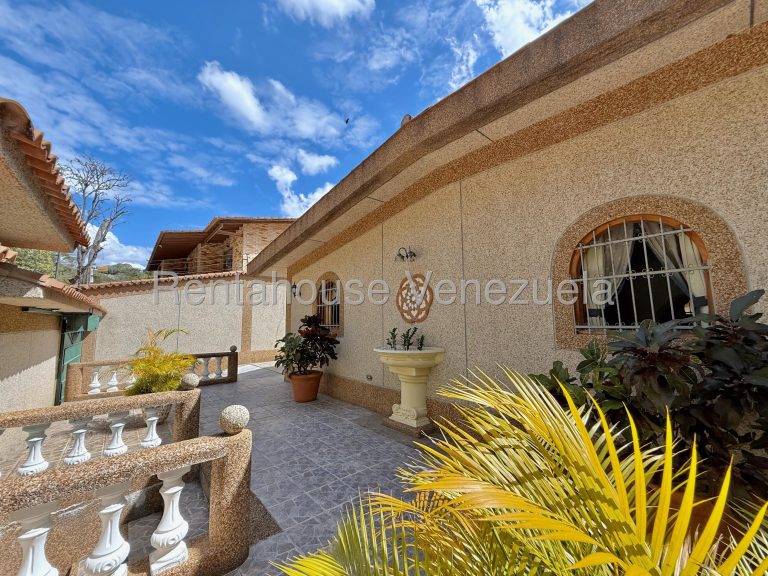 Casa con vista panorámica y sótano para eventos en