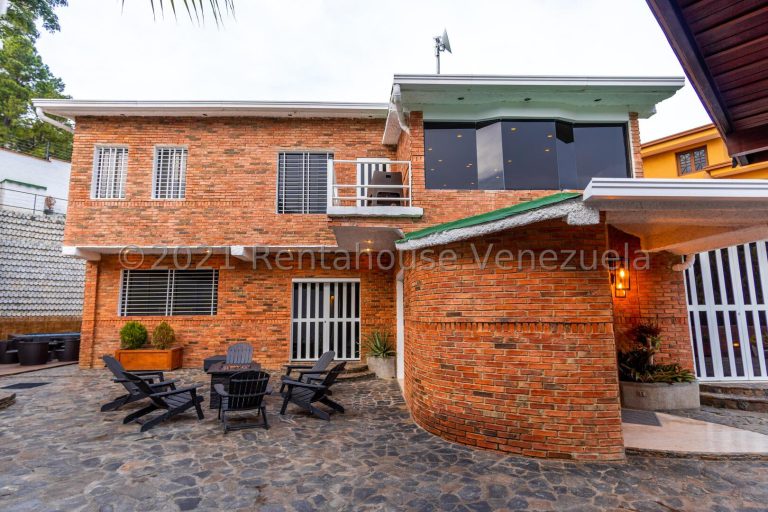 Casa remodelada con piscina en La Tahona