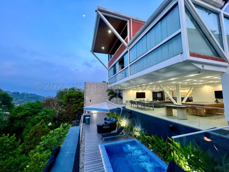 Casa remodelada con jacuzzi y gimnasio en Las Marías