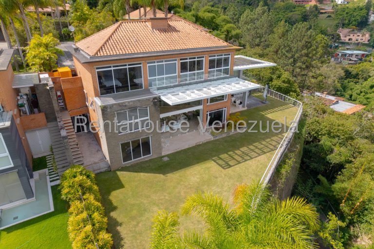 Casa en residencia privada con vista a Caracas, Alto Hatillo