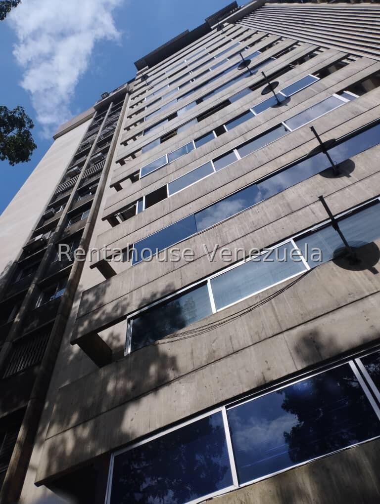 Apartamento penthouse con vista al Ávila en Terrazas del Club Hipico