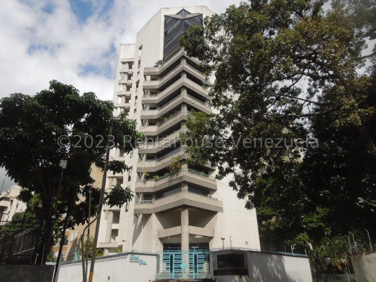 Apartamento vista al Ávila con amplios espacios en La Florida