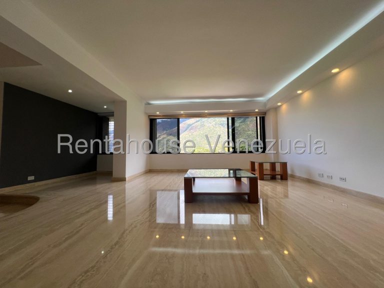 Apartamento con 3 habitaciones y 4 baños en Miranda, Caracas