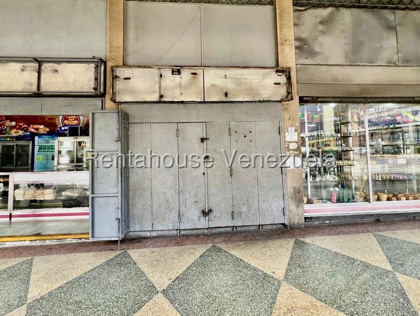 Local comercial de 40 m² en Parroquia Catedral, Caracas
