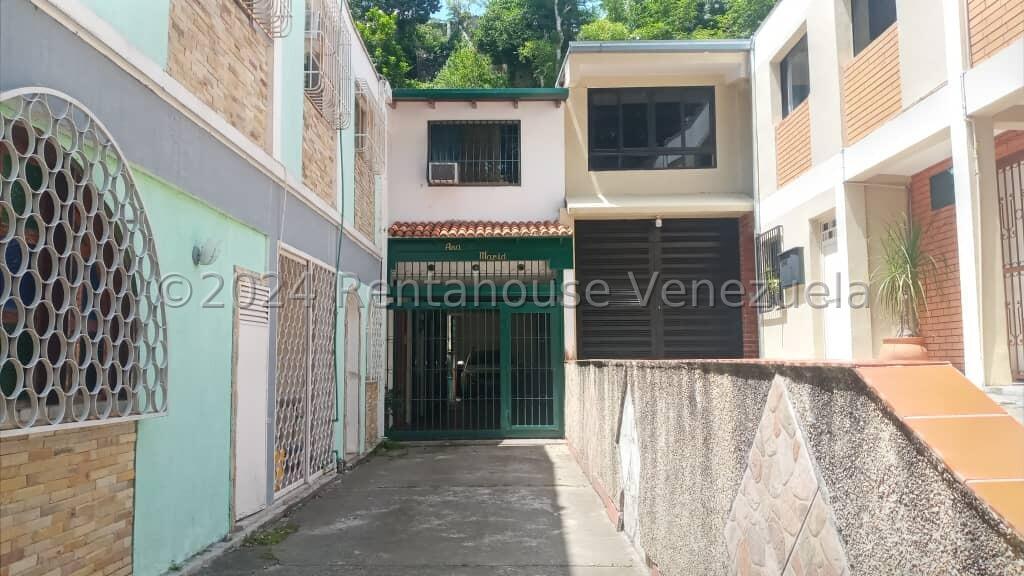 Casa de 202 m² con 5 habitaciones en Lomas de La Trinidad, Caracas