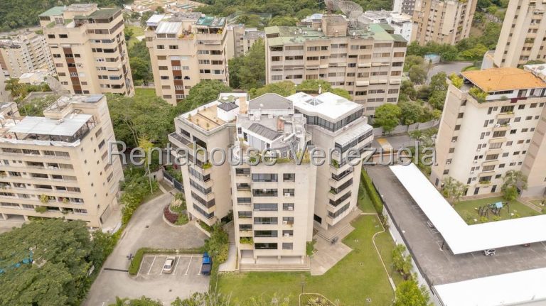 Apartamento de 496 m² con 5 habitaciones en Colinas de Valle Arriba, Caracas