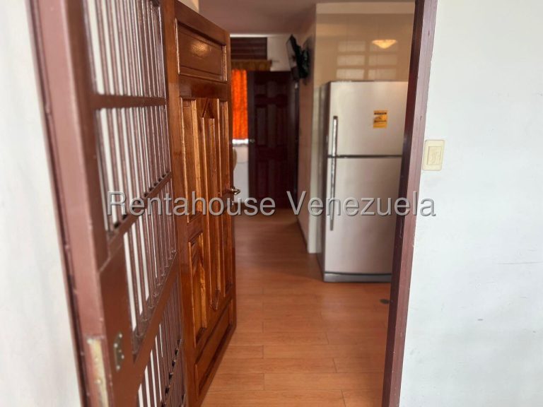 Apartamento con 1 habitación y 1 baño en Los Rosales, Caracas