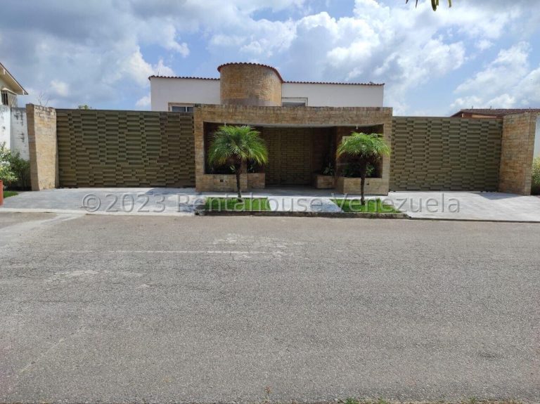 Casa de 826 m² con 4 habitaciones en Los Guayabitos, Caracas