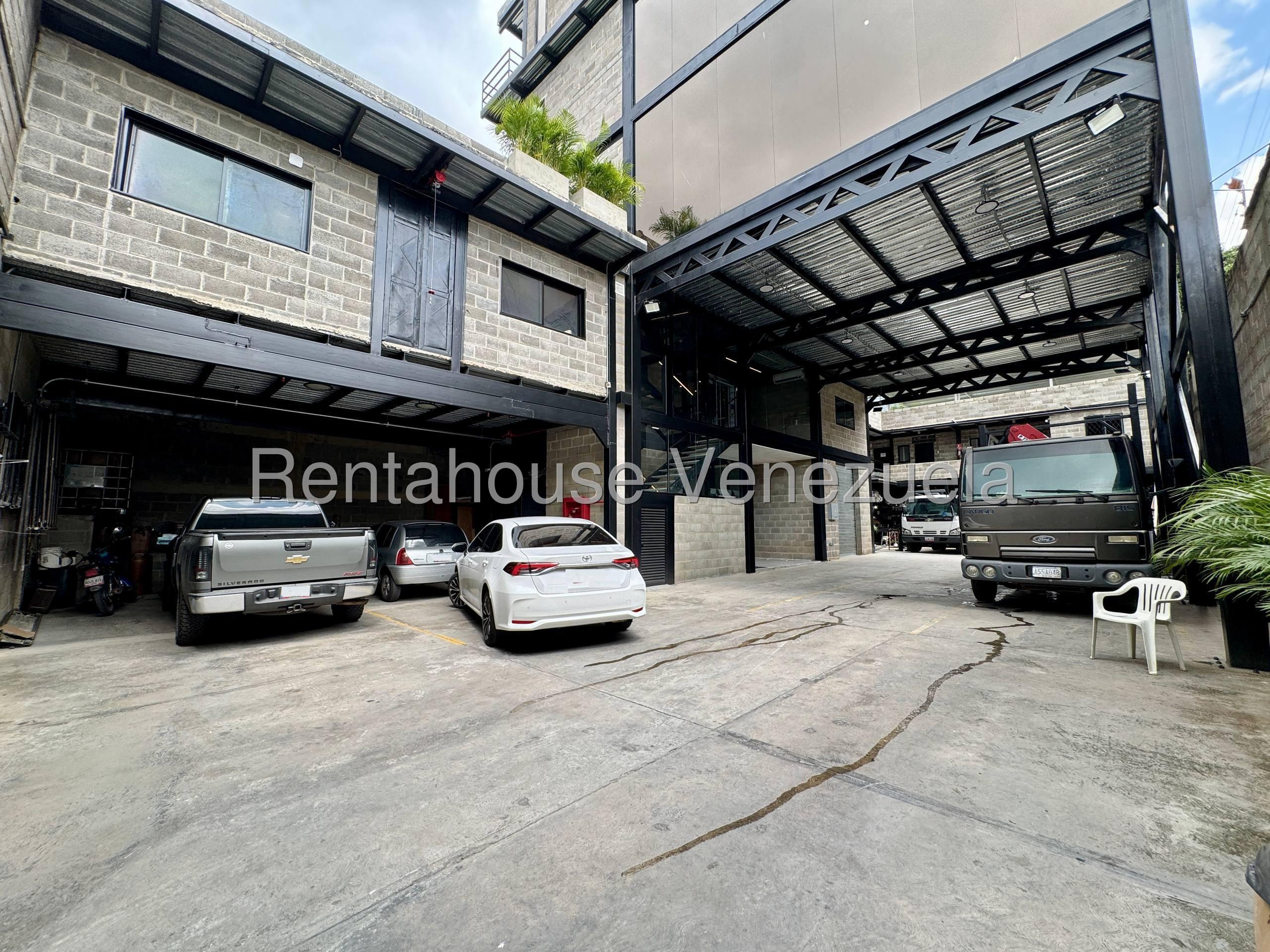 Local comercial de 2.300 m² en La Florida, Caracas